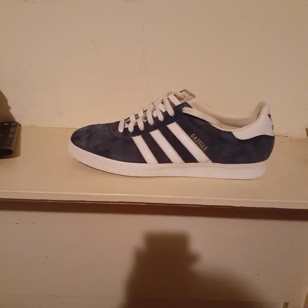 Adidas - Picture 1 of 3